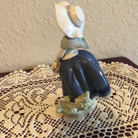 Lladró “Pretty Pickings” - Picture 2 of 7